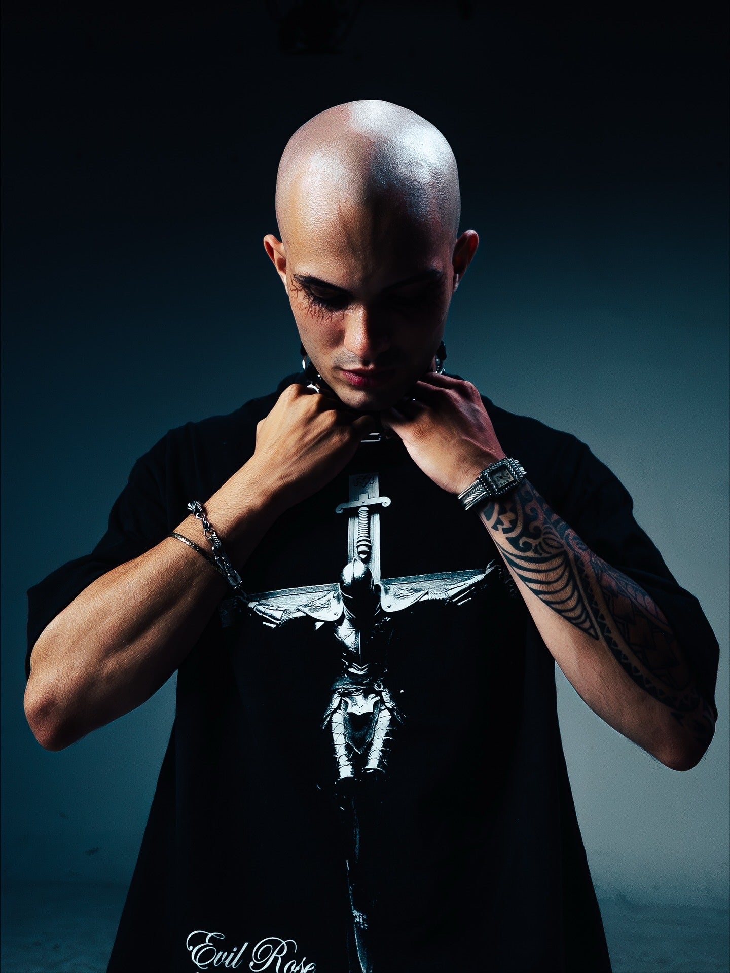 T-SHIRT THE CROSS